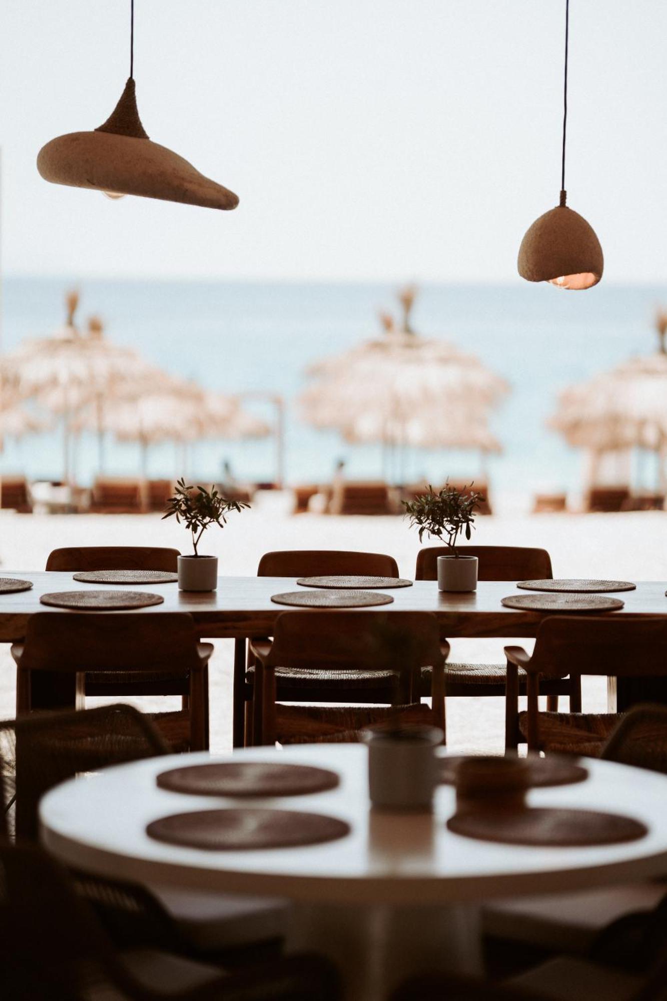 Palladium Beach Hotel- Private Beach Included Дхерми Экстерьер фото